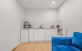 Central Platinum Apartments 24